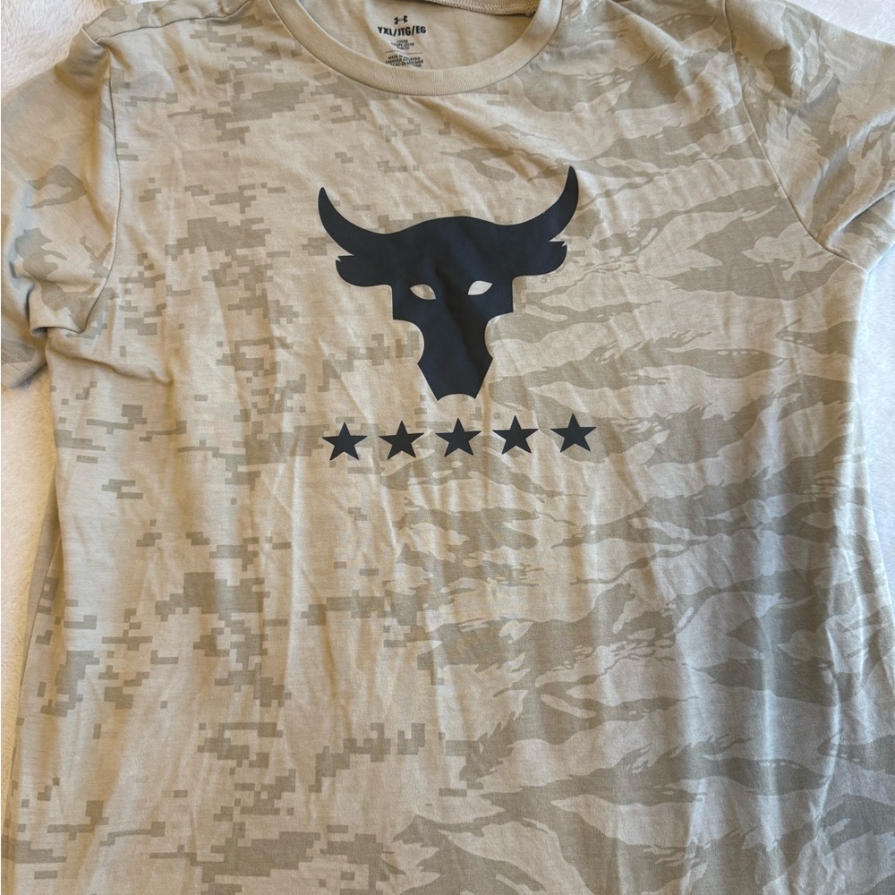 Under Armour Camo Bull Graphic Tee